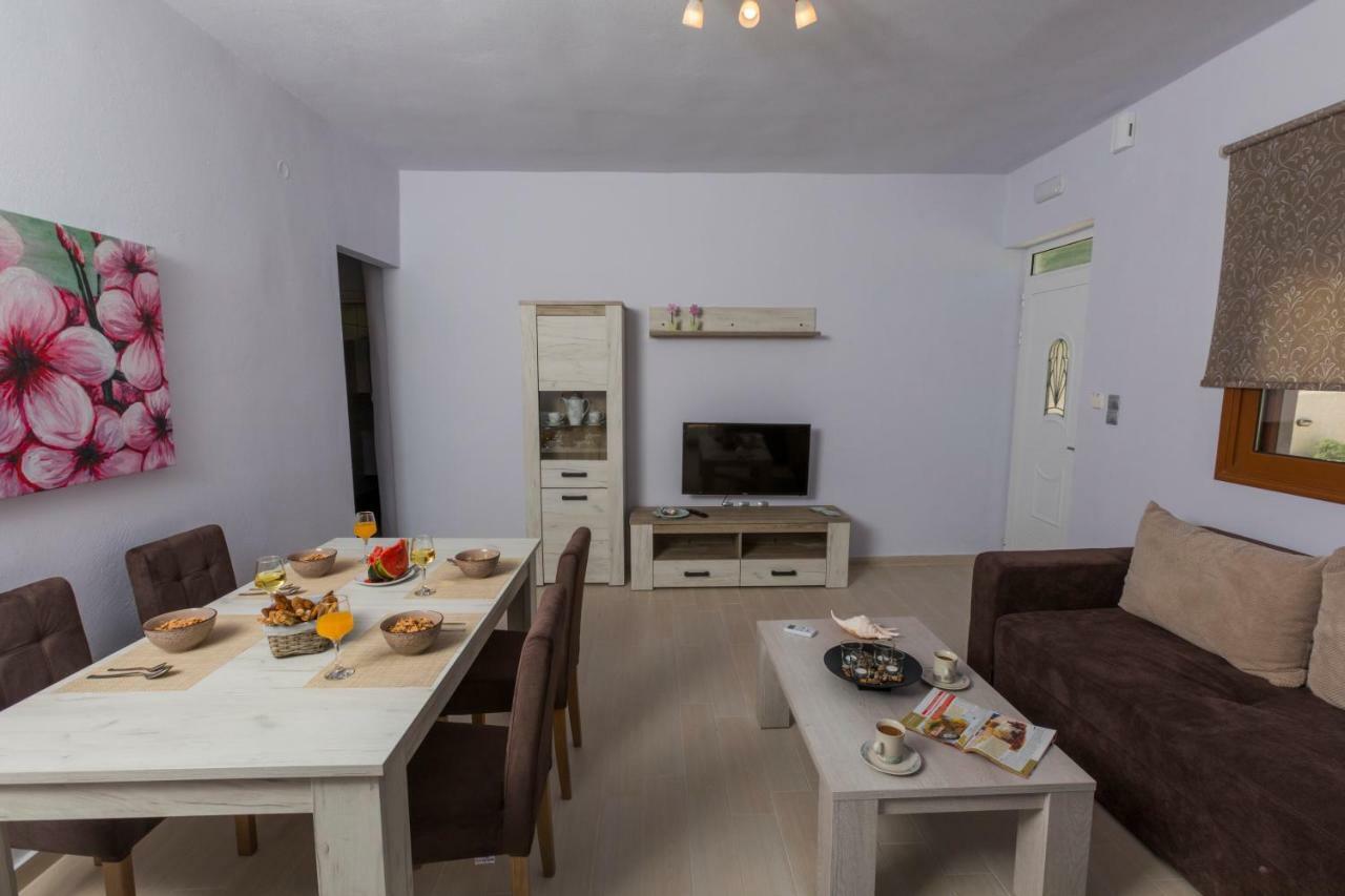 Villa Villekula Chavdata Bagian luar foto